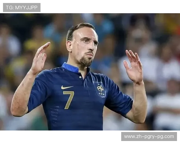 足球运动暗物质战术是否代表不可预判的无形打法风格